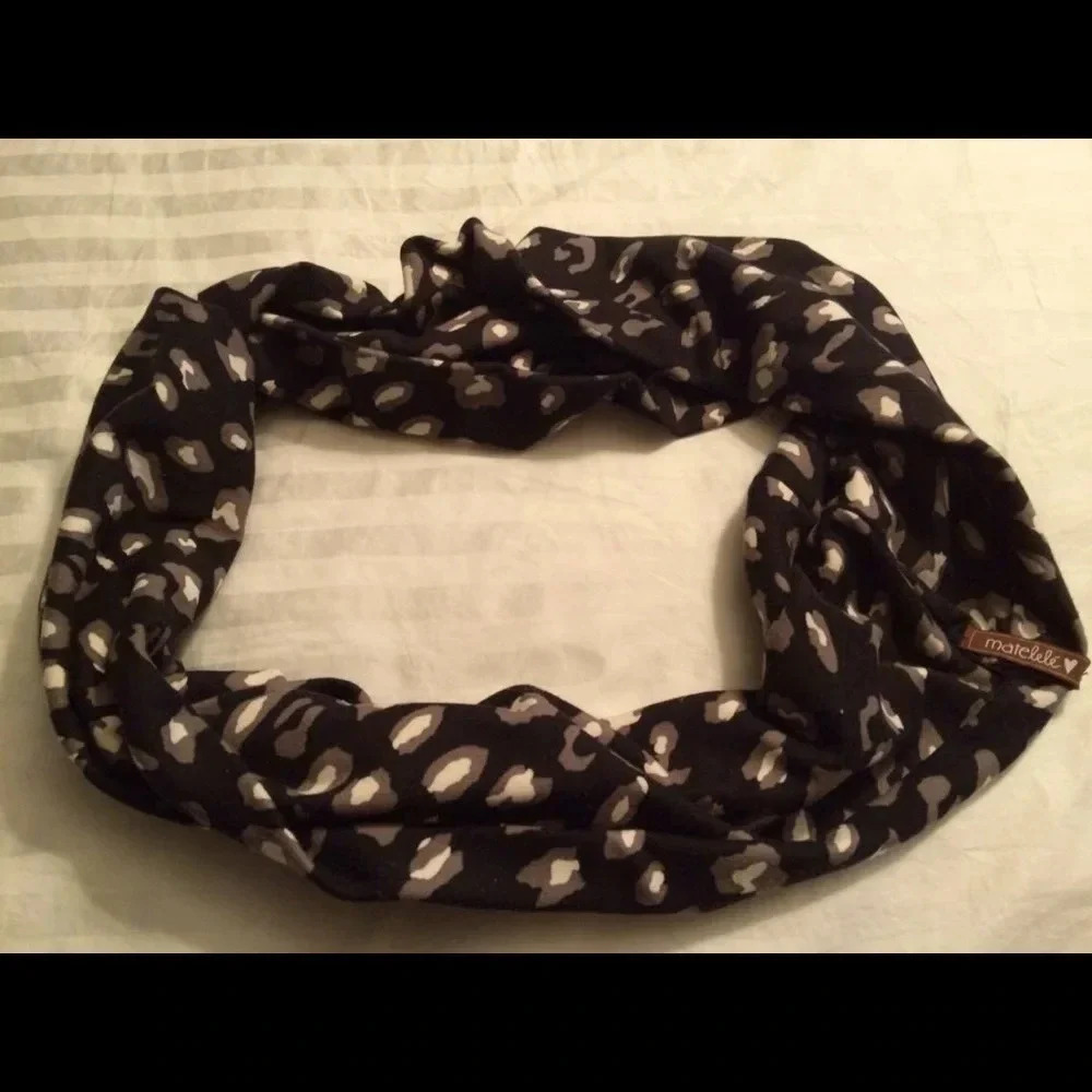 Matelelé nursing  scarf